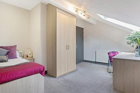 4 bedroom flat to rent - Photo 5