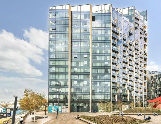 2 Bed Flat, Cutter Lane, SE10 - Photo 1