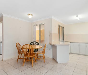 YOUR PERFECT COMO RETREAT – SPACIOUS, SECURE & CENTRAL - Photo 4