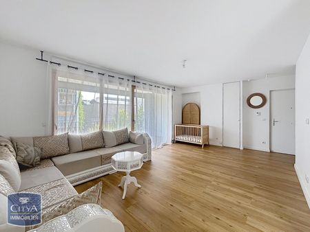 Location Appartement 3 pièces 67m² LYON 2ème - Photo 2