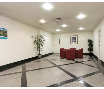 Apartment in Queen St - Photo 4