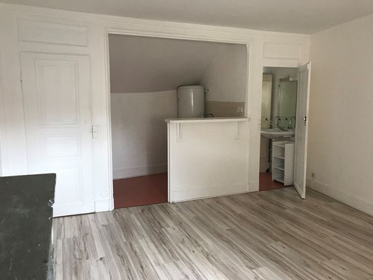 Location Appartement 1 pièce 34m² BESANCON 25000 - Photo 1