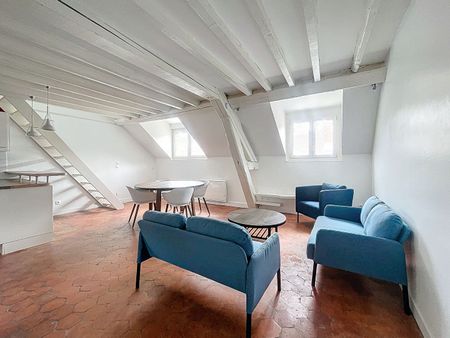 Apartment - Photo 2
