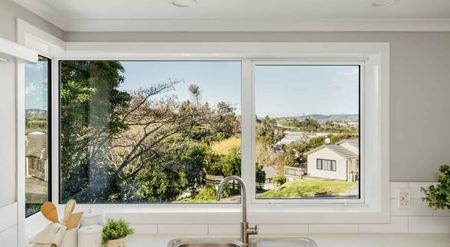 Recently Renovated 4-Bedroom Family Home - Photo 3