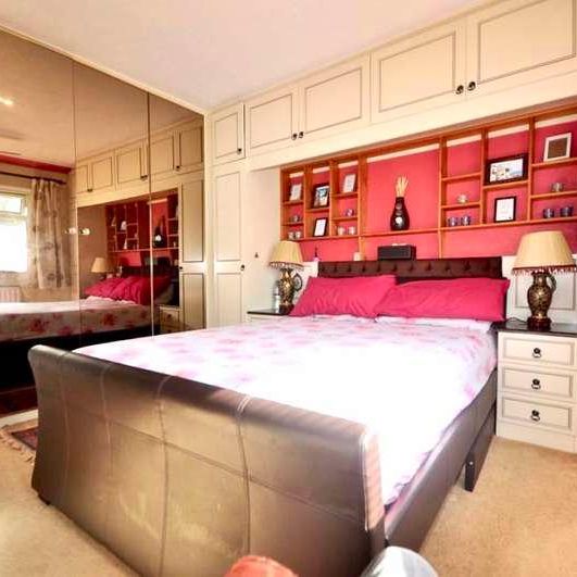 Blackthorn Close, Crawley, West Sussex, RH11 - Photo 1