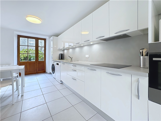 4 pièces - Meublé - 104,29 m² - RDC - Colocation non autorisée - Photo 1