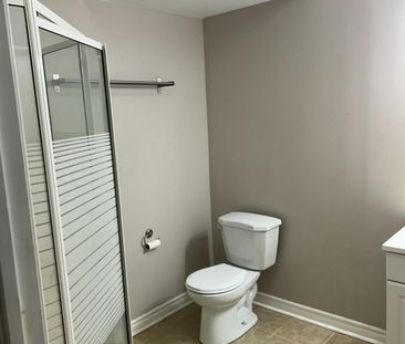 For Lease - 362 Gilpin Drive Unit# Bsmt, Newmarket, Ontario - Photo 3