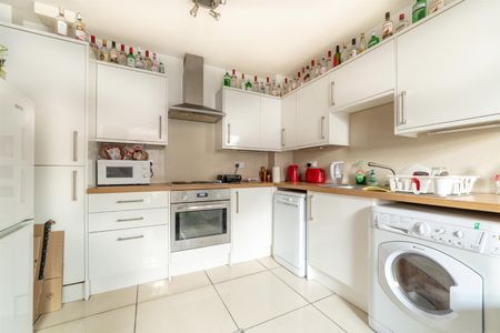 2 bed apartment to rent in St Andrews Street, City Centre, NE1 - Photo 5