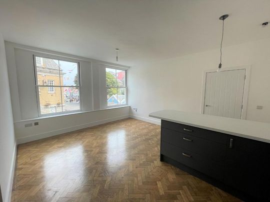 3 bedroom flat to rent - Photo 1