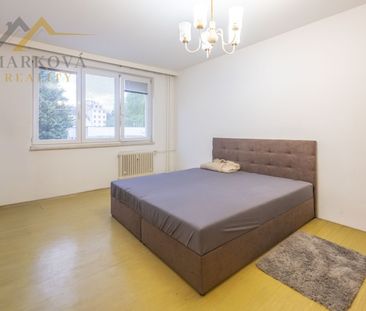 Pronájem bytu 2+1 69 m² - Fotografie 4