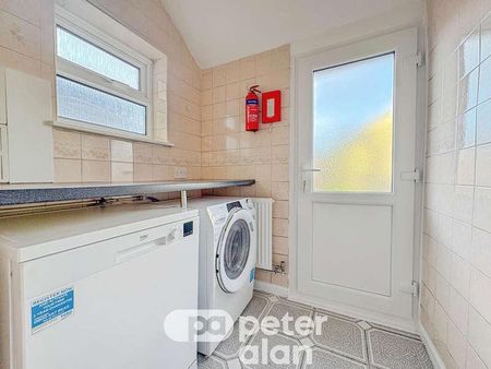 Ton-yr-ywen Avenue, Heath, Cardiff, CF14 - Photo 3