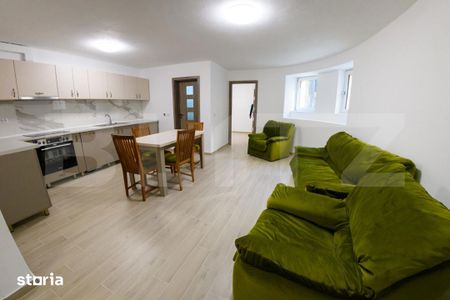Apartament de 3 camere, 70 mp, zona Ultracentral - Photo 2