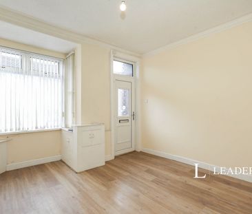 2 bedroom house to rent Kingsley Street, ST3 - Photo 3