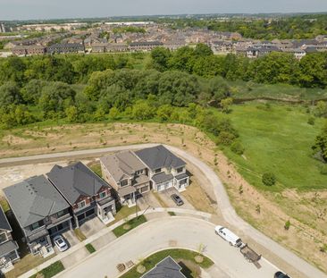 For Lease - 18 Berczy Manor Crescent, Markham, Ontario - Photo 6