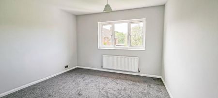 2 bedroom terraced house to rent - Photo 3