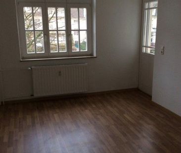 Mitten drin statt nur dabei: großzügige 4-Zimmer-Wohnung mit Balkon - Foto 3