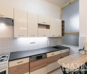 Pronájem bytu 2+kk 54 m2 - Fotografie 5
