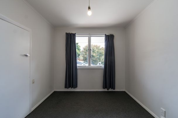 Tidy Family Home - Photo 1