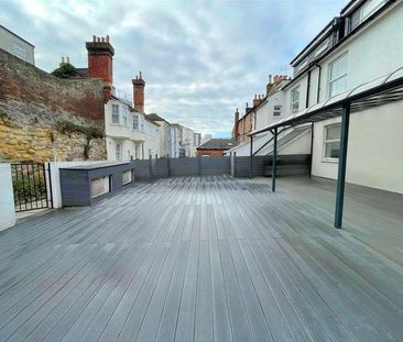 Queens Road, Hastings, TN34 - Photo 1