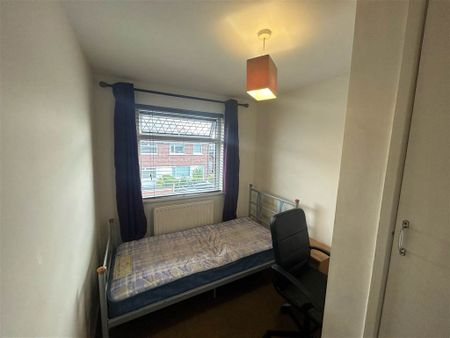 14 Sunnyside Crescent, Belfast, BT7 3DB - Photo 3