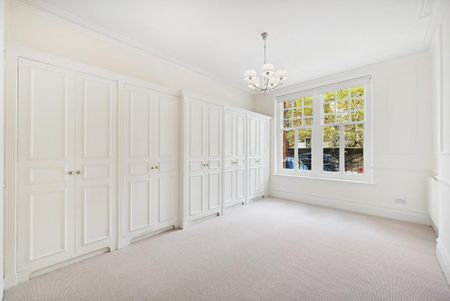 4 bedroom flat to rent - Photo 2