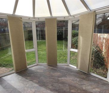 3 bedroom detached house to rent - Photo 2