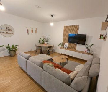 Geräumige 2,5 -Zimmer-Wohnung in der Innenstadt! - Foto 4