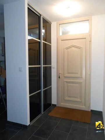 Location maison Olivet, 3 pièces, 2 chambres, 70.7 m², 945 € (Charges comprises) - Photo 3