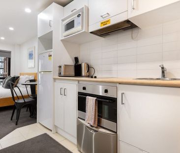 Furnished Apartment in Auckland Central - Photo 3