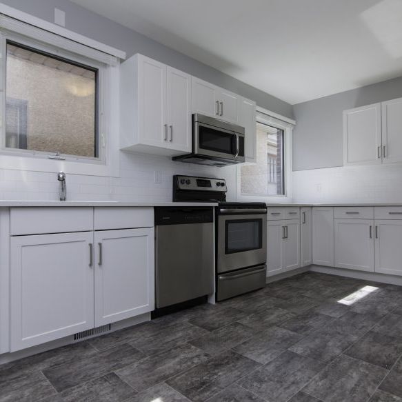 653 Mountain, Winnipeg, MB - Photo 1