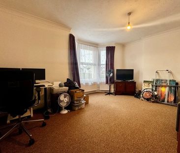 Northcourt Road, Worthing, BN14 1 bedroom flat to rent - Photo 3