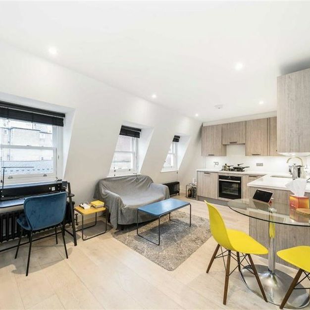 Charlotte Street - Photo 1