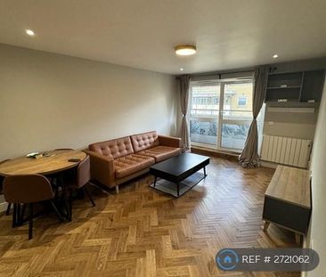 2 bedroom flat to rent - Photo 3
