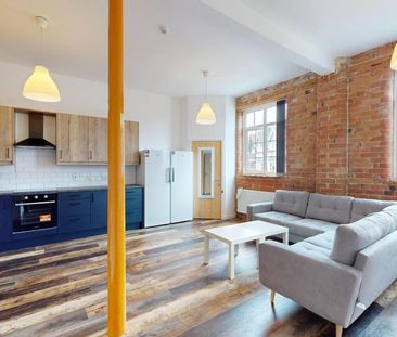 6 bedroom house to rent - Photo 1