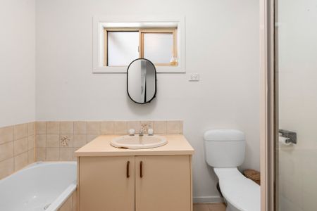 Township Convenience - Photo 5