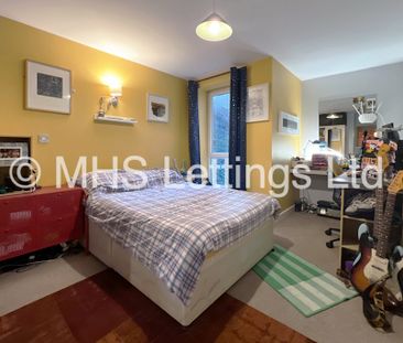 2 Bedroom Apartment for rent in Shire Oak Road - Photo 5