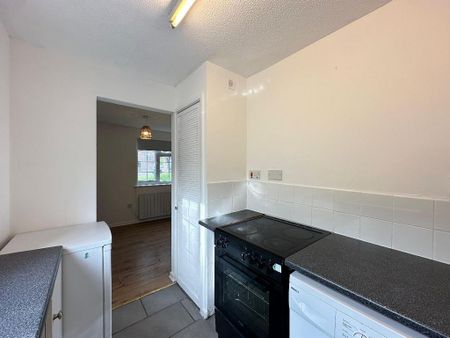 Studio to rent - Photo 4