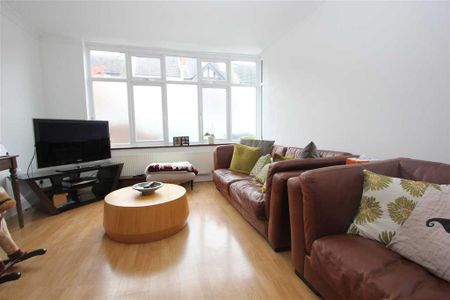3 bedroom terraced house to rent - Photo 2