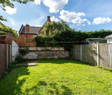 2 bedroom terraced house to rent - Photo 6