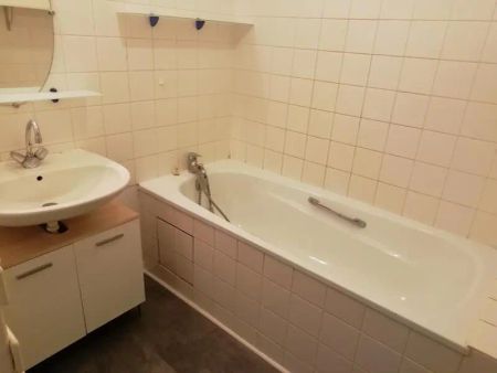 Appartement à louer 2 pièces 41.79m² - Photo 2