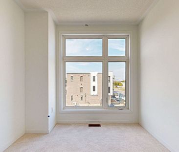 For Lease - 7 Bateson Street, Ajax, Ontario - Photo 6