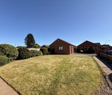 2 bedroom detached bungalow to rent - Photo 2