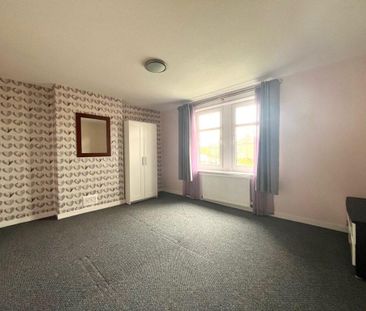 2 bedroom semi-detached house to rent - Photo 6