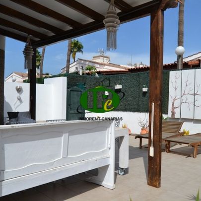 Bungalow, neu renoviert, mit 1 Schlafzimmer und sehr große Terrasse - Photo 1