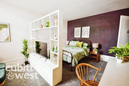 Studio to rent - Photo 2