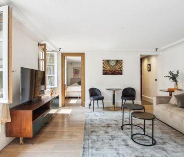 Location Appartement 2 pièces Meublé 40m² PARIS 1er - Photo 4