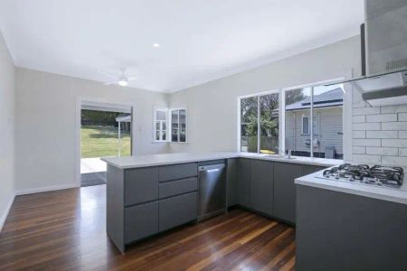“Beautifully Renovated Home” - Photo 5