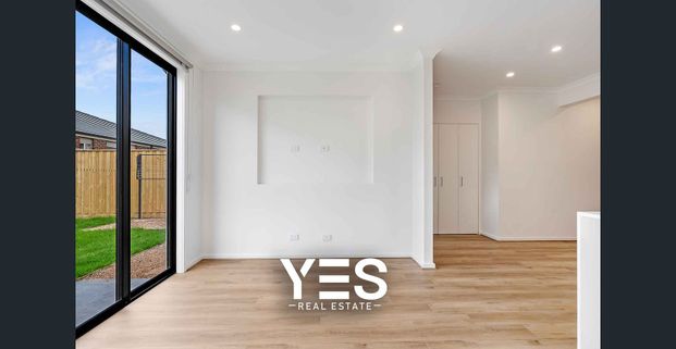 Brand New Townhouse in Smiths Lane Estate! - Photo 1