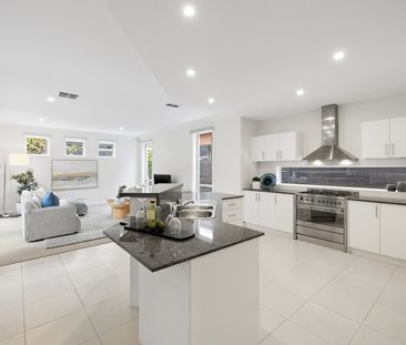 TIMELESS SOPHISTICATION AND UNRIVALLED BEACHSIDE LIVEABILITY - Photo 6