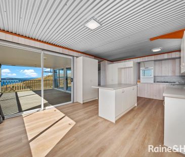 Stunning Coastal Retreat on Droughty Point Road, Rokeby - Photo 6